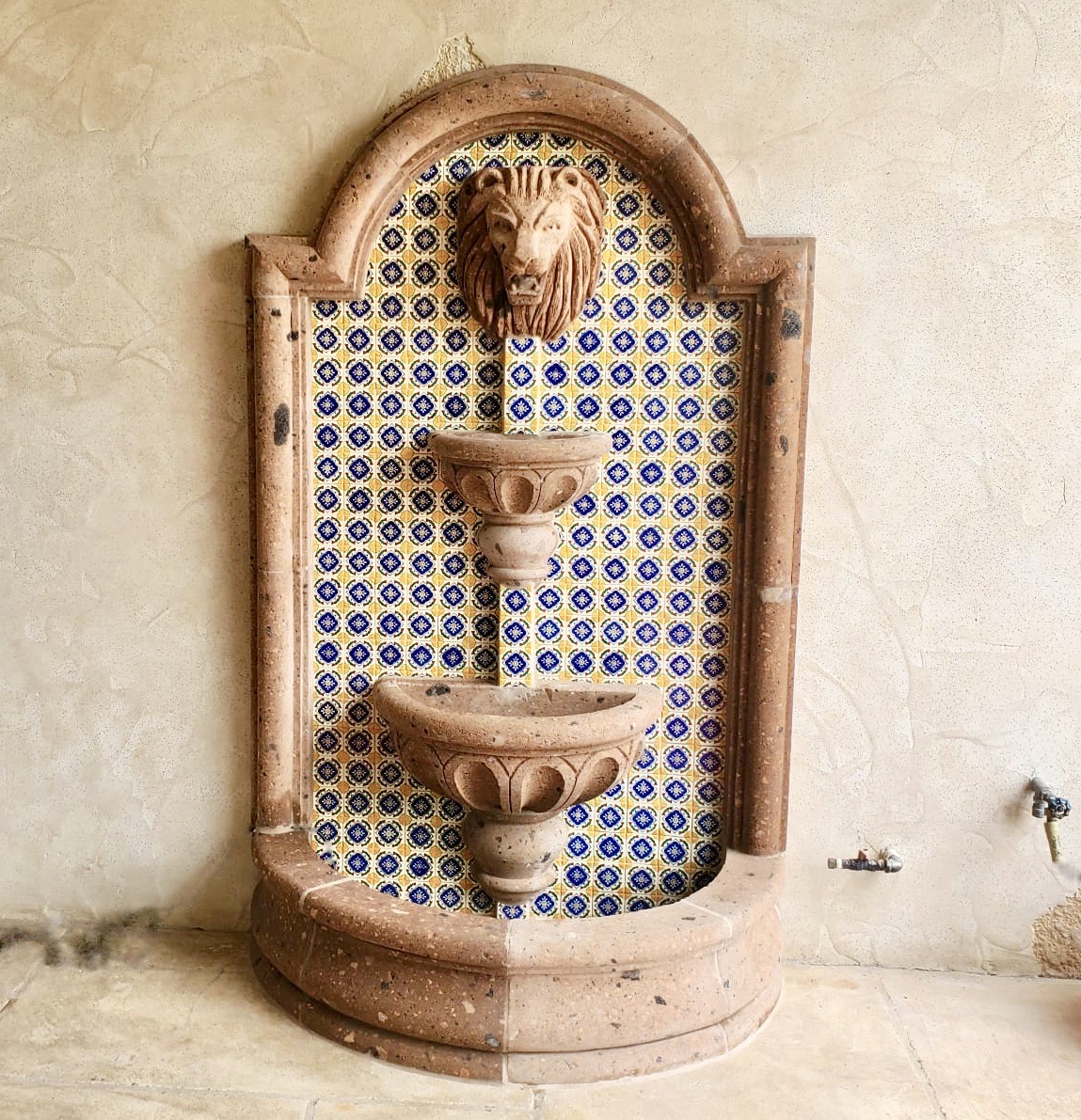 WALL FOUNTAIN – Cantera Stone Design